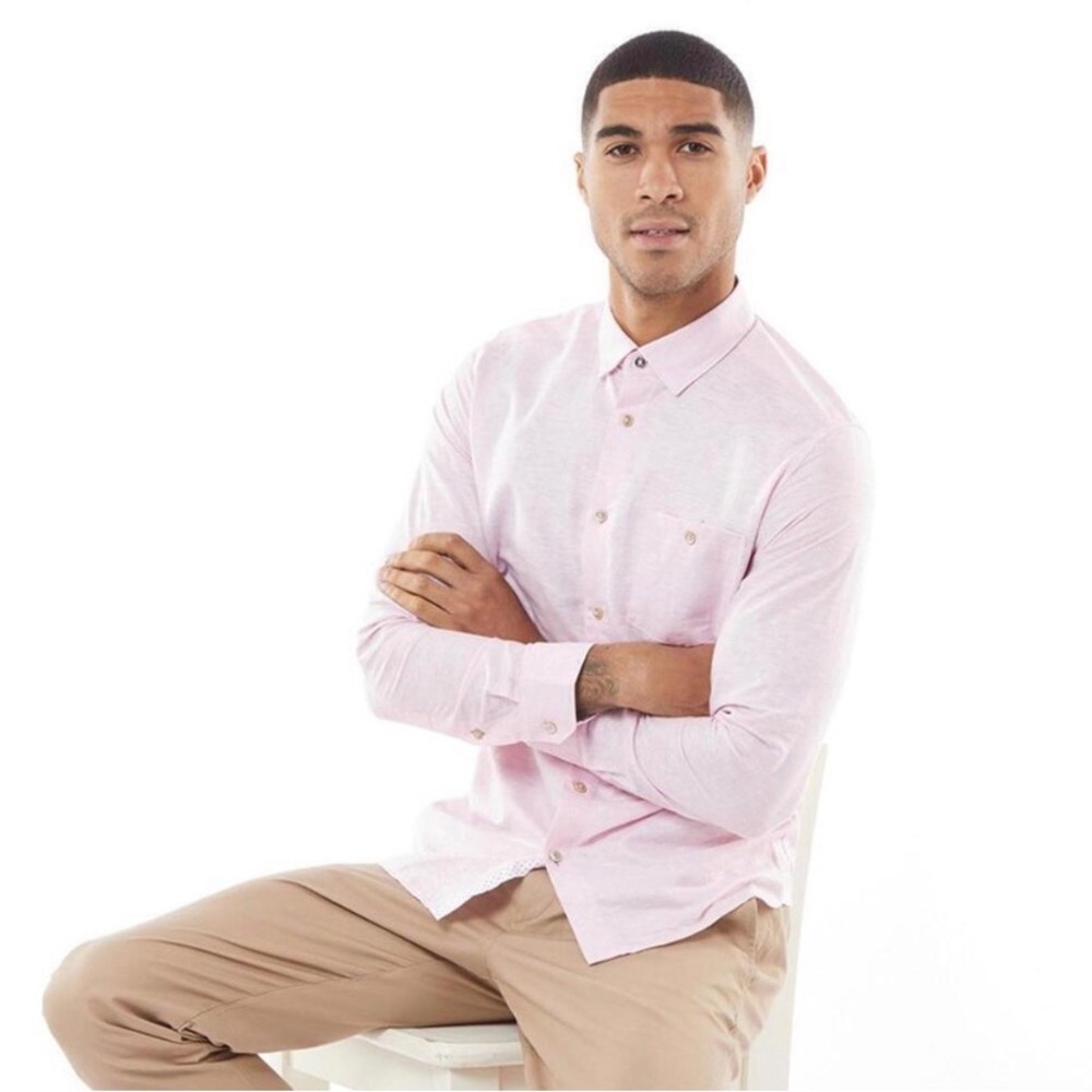 Men's Light Pink Long-Sleeve Button-Up Shirt
